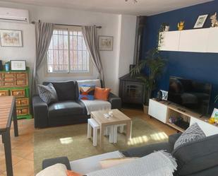 Sala d'estar de Casa o xalet de lloguer en Benahavís amb Aire condicionat, Jardí privat i Terrassa