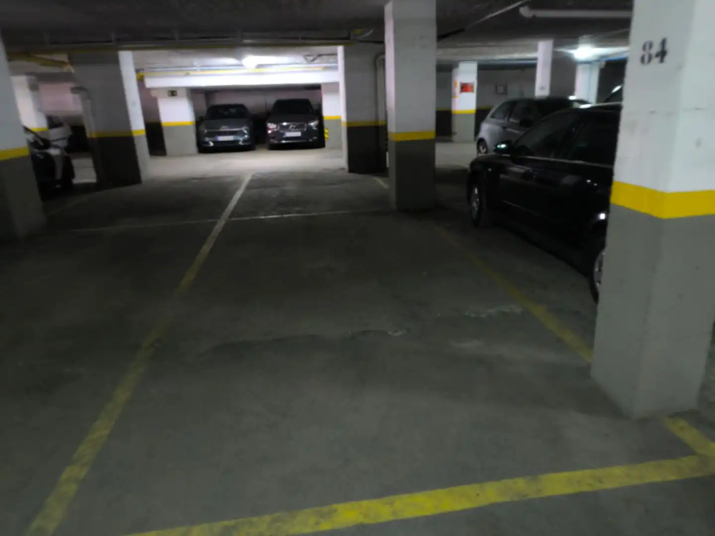 Parkplatz von Garage zur Miete in Sevilla