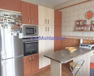 Kitchen of Flat for sale in Lobón  with Air Conditioner, Heating and Furnished