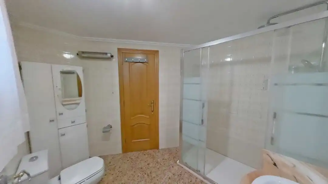 Bathroom of Flat for sale in Gandia  with Terrace and Storage room