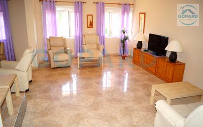 Living room of Single-family semi-detached to rent in Villanueva de la Cañada  with Air Conditioner, Heating and Private garden