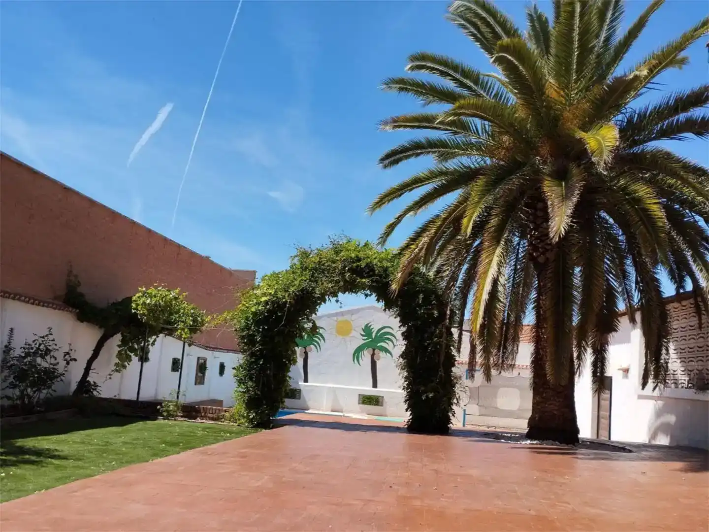 Jardí de Casa o xalet en venda en Meco amb Aire condicionat, Piscina i Balcó