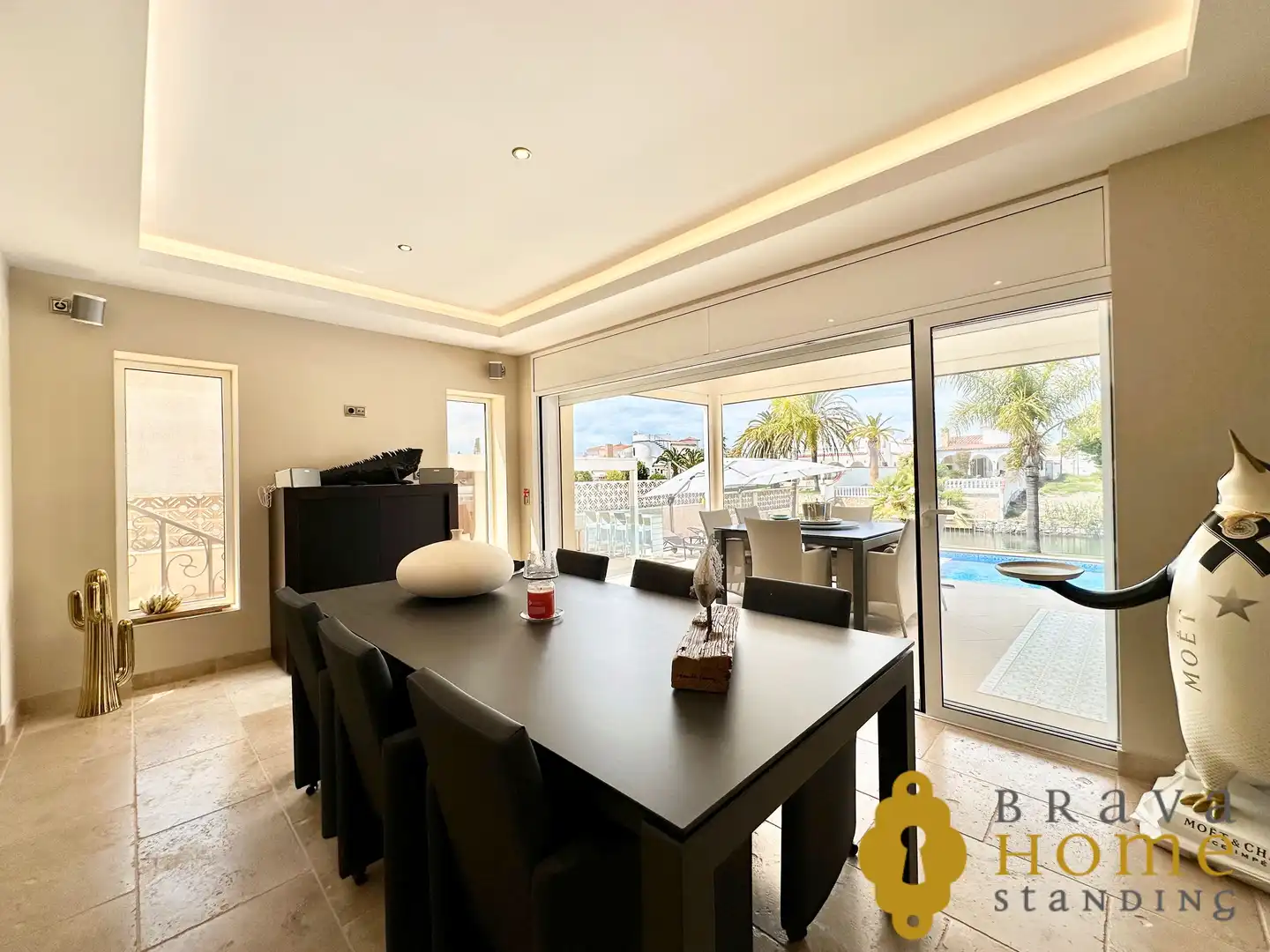 Dining room of Houses for sale in Empuriabrava  with Air Conditioner, Heating and Private garden