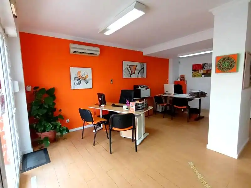 Local comercial en venda a San Luis de Sabinillas, imagen 2