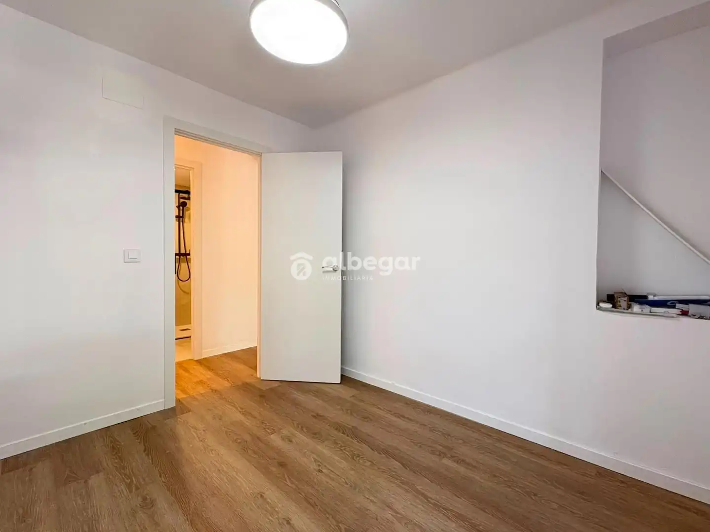 Habitación de Piso en venta en Valencia con Aire acondicionado