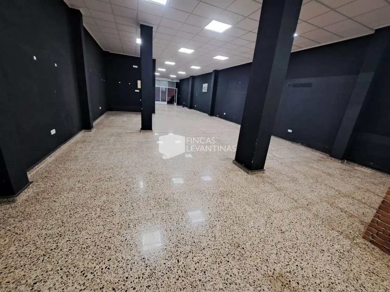 Local comercial en venda a Centro, imagen 3