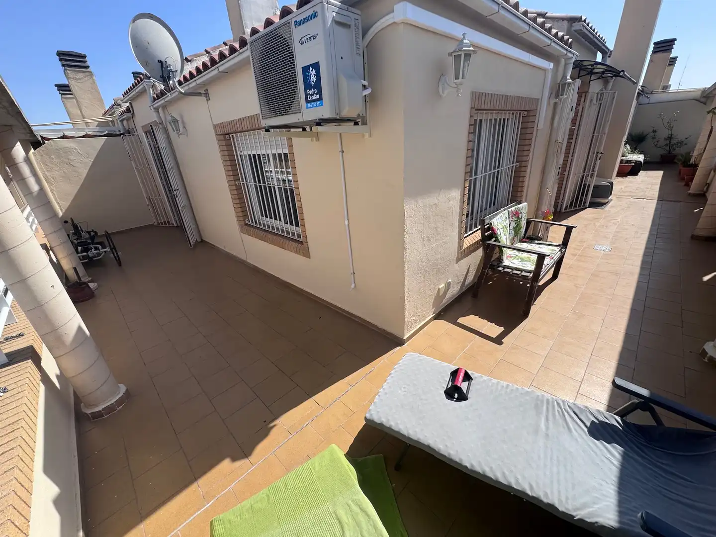 Terrasse von Dachboden zum Verkauf in Villena mit Klimaanlage, Heizung und Parkett
