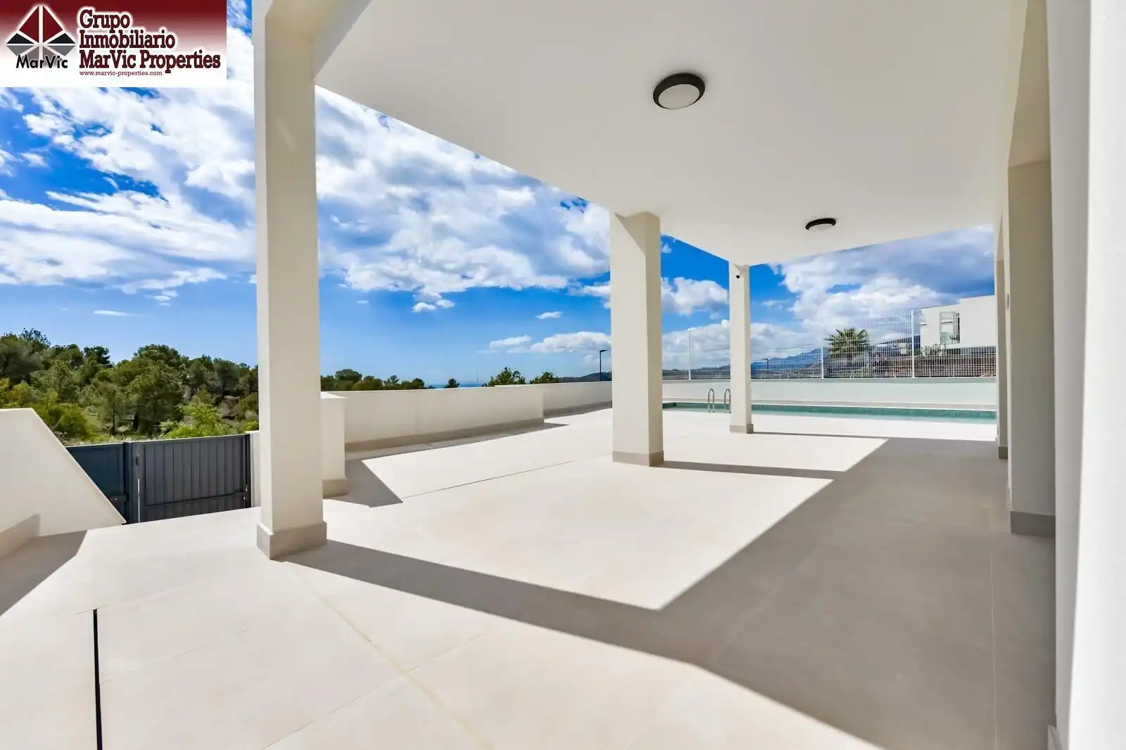 Villa mit Pool zum Verkauf in Golf Bahía, imagen 7