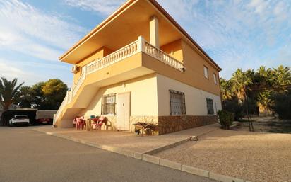 Vista exterior de Casa o xalet en venda en Elche / Elx amb Aire condicionat, Jardí privat i Terrassa