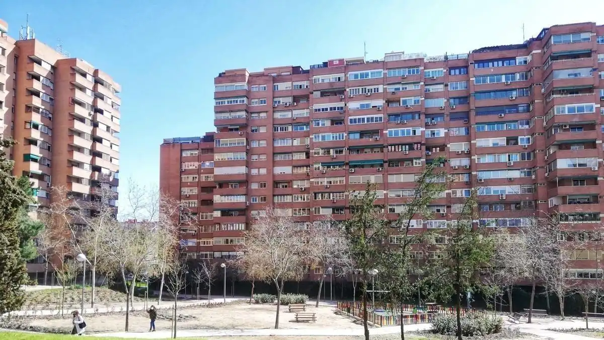 Vista exterior de Piso en venta en Madrid