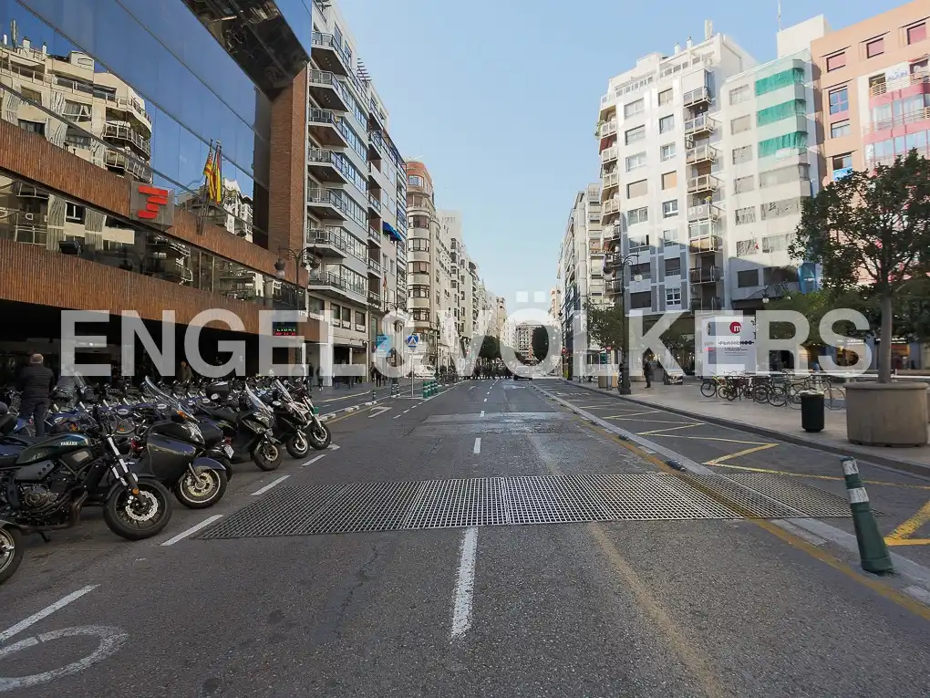 Exterior view of Flat for sale in Valencia  with Air Conditioner, Heating and Terrace