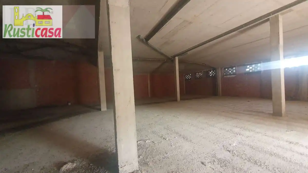 Commercial properties for rent in Baños de la Encina