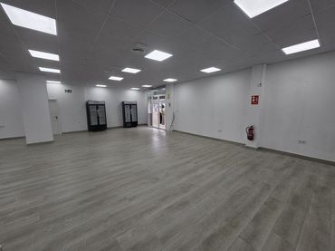 Local comercial de lloguer a Ugarrandia
