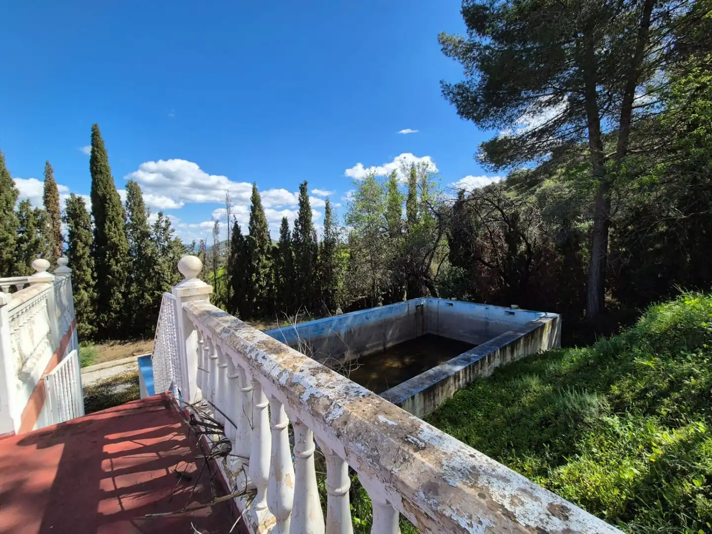 Jardí de Finca rústica en venda en Guaro amb Calefacció, Terrassa i Traster