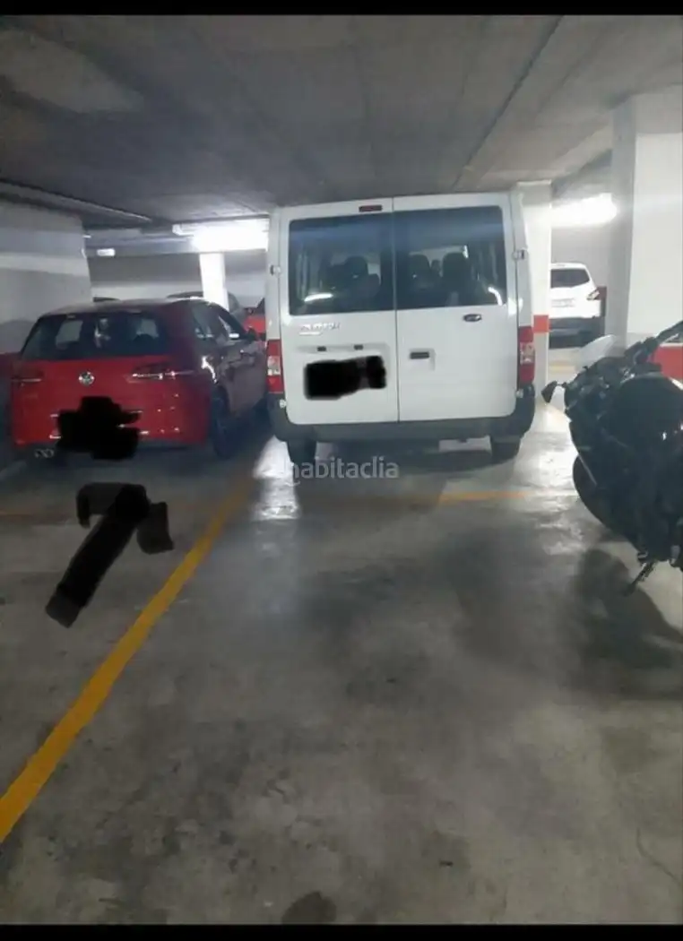 Einzelparkplatz zum Verkauf in Calle Presidente Adolfo Suárez 3