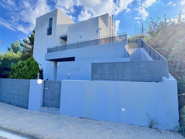 Casa amb jardí en venda a Castellnou - Can Mir - Can Solà
