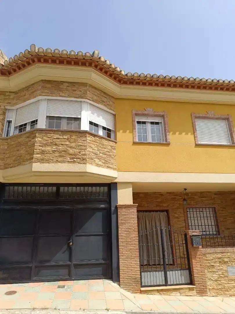 Vista exterior de Casa o chalet en venta en Padul