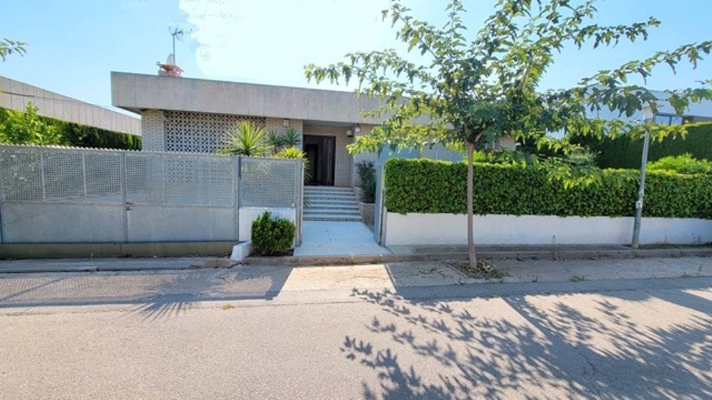 Casa o chalet en venta en Carrer Salvador Dalí, Els Tallats - Mas Olivé, Vilafortuny - Cap de Sant Pere, Cambrils