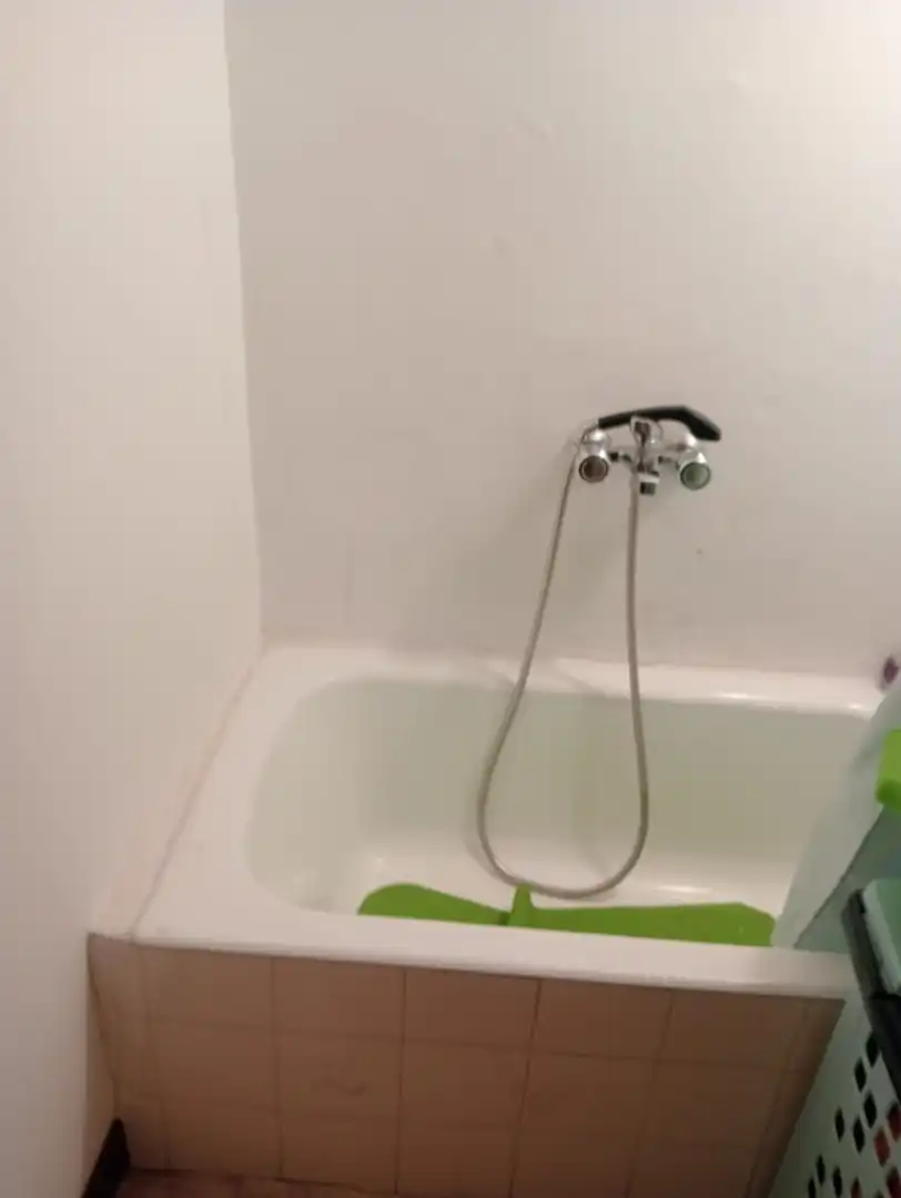 Baño de Apartamento en venta en Navarrete con Calefacción, Trastero y Amueblado