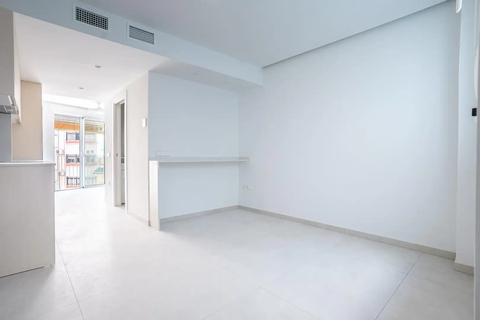 Wohnung zur Miete in Calle de las Cámaras, Plaza de Toros - Santa Rita