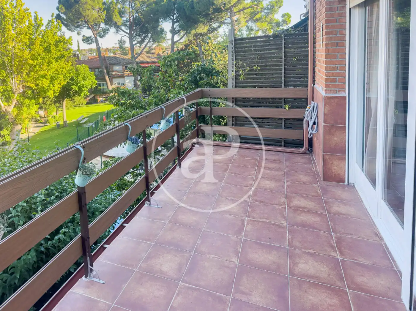 Terrassa de Casa adosada en venda en Pozuelo de Alarcón amb Aire condicionat, Calefacció i Terrassa