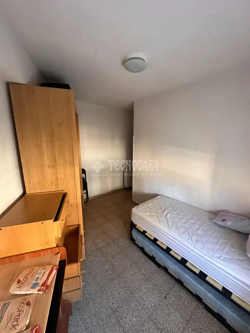 Habitación de Piso en venta en Madrid con Calefacción, Terraza y Balcón