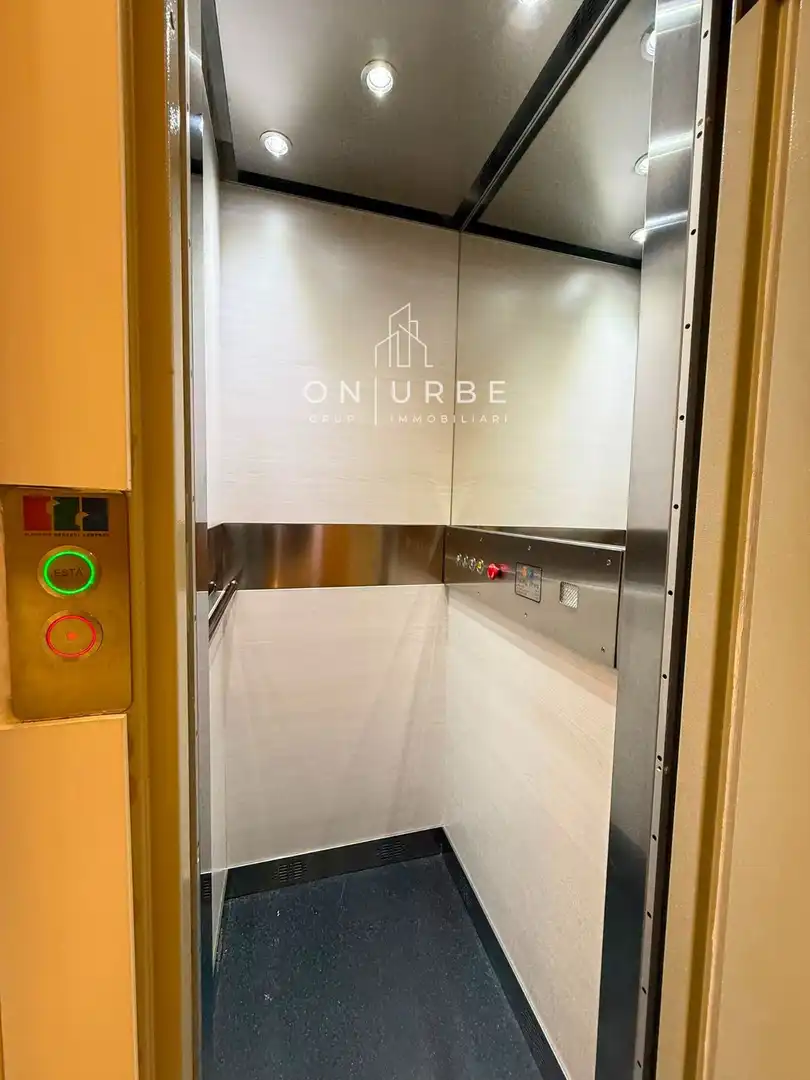 Piso en venta en Margarit, El Poble Sec - Parc de Montjuïc