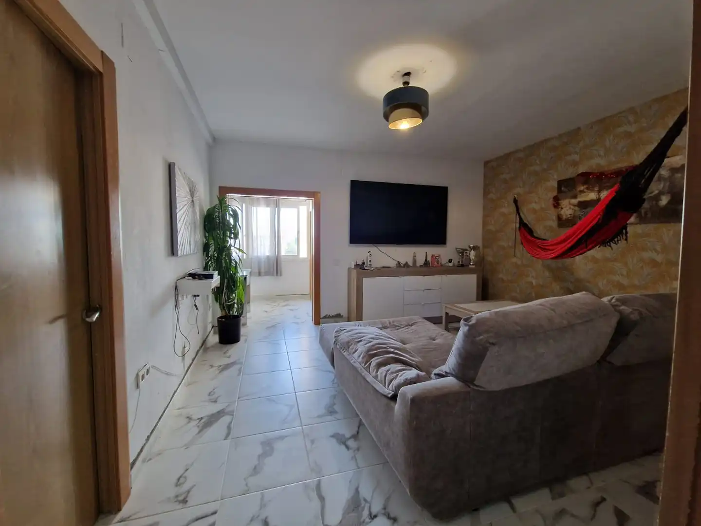 Sala de estar de Piso en venta en Badalona con Trastero, Horno y Balcón