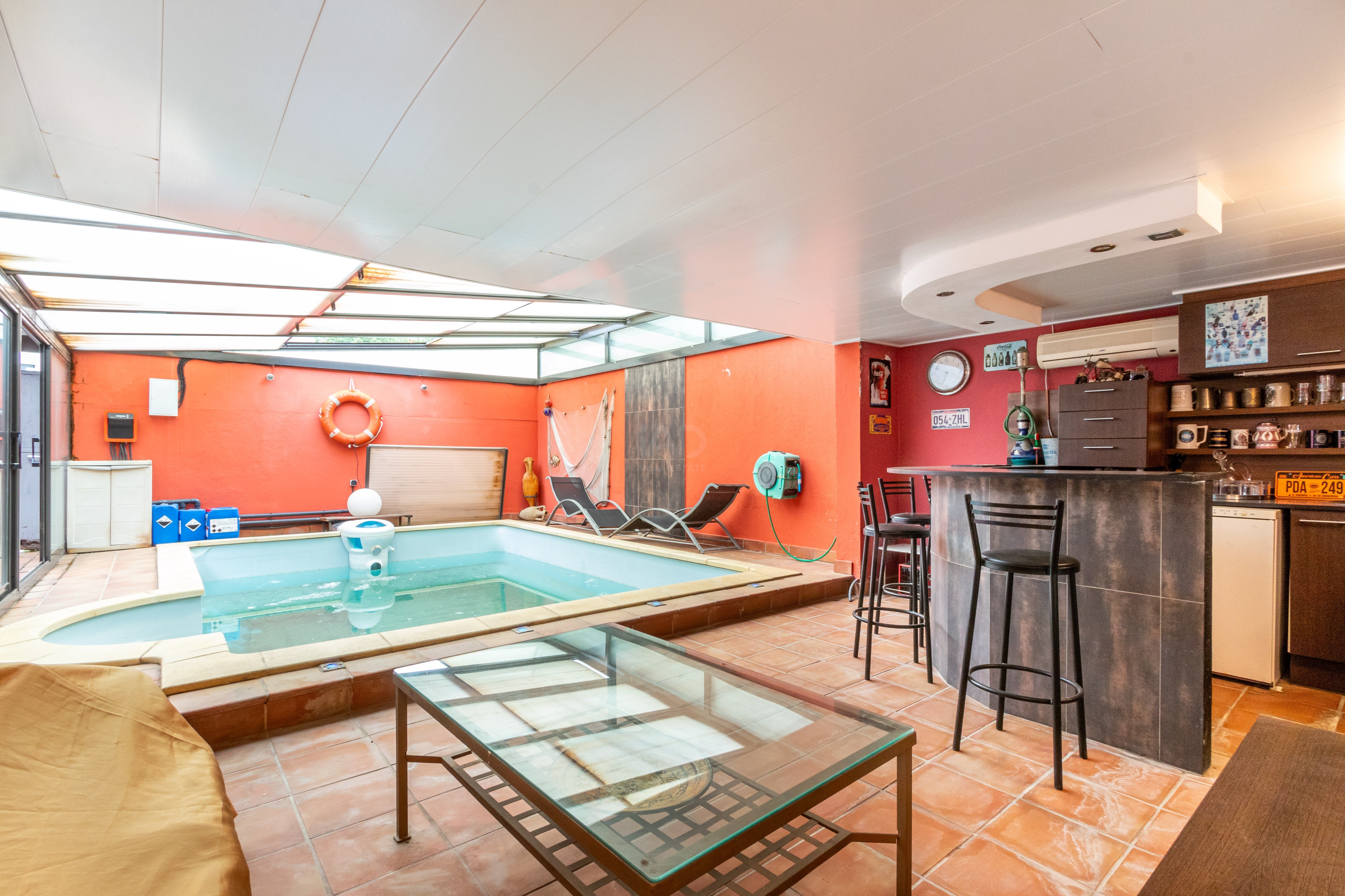 Swimming pool of Flat for sale in Sant Quirze del Vallès  with Air Conditioner, Heating and Terrace