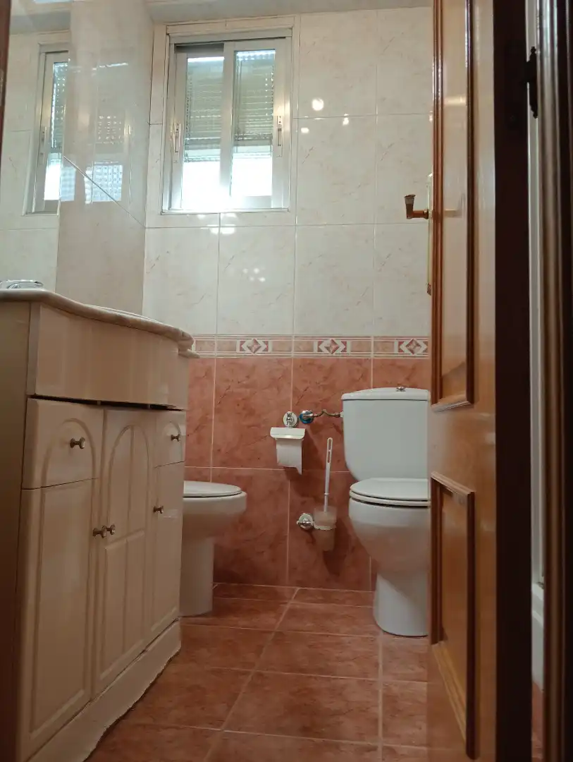 Baño de Piso en venta en Móstoles con Aire acondicionado, Calefacción y Parquet