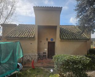 Vista exterior de Casa o xalet en venda en Cardiel de los Montes amb Moblat