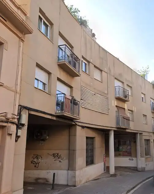 Vista exterior de Garatge en venda en Mataró