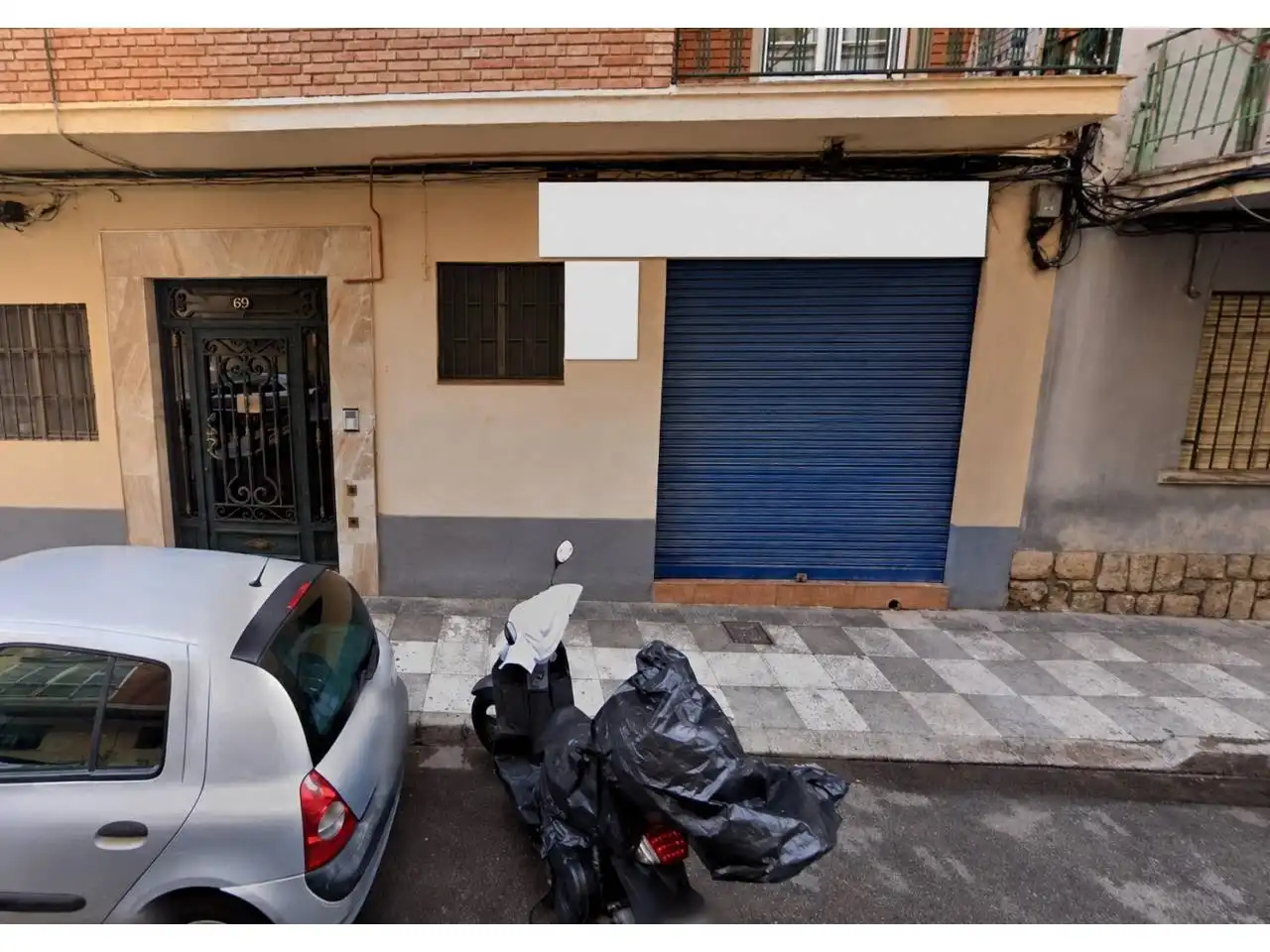 Local comercial en venta en Ensanche - Franciscanos
