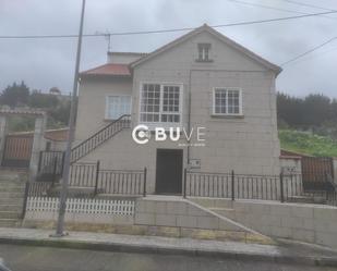 Exterior view of House or chalet for sale in Vilagarcía de Arousa  with Air Conditioner, Terrace and Storage room