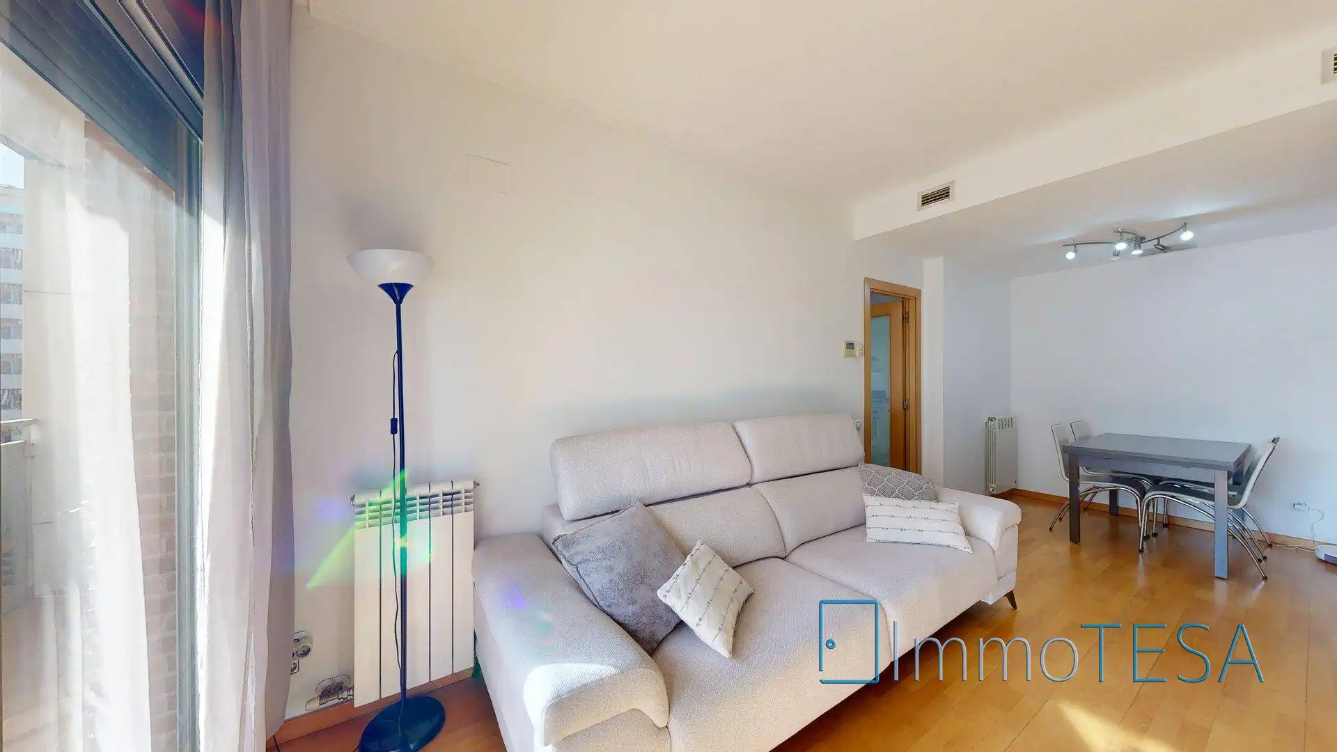 Living room of Flat for sale in Barberà del Vallès  with Air Conditioner, Heating and Parquet flooring