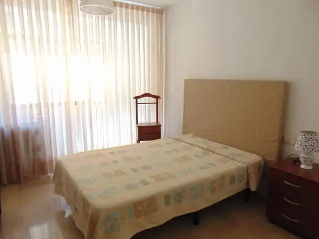Bedroom of Flat for sale in Granada  with Terrace and Furnished