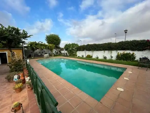 Chalet con piscina en venta en Calle Galera 11, imagen 16