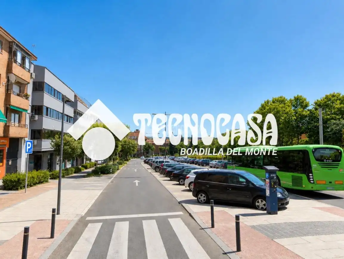 Vista exterior de Piso en venta en Boadilla del Monte con Amueblado