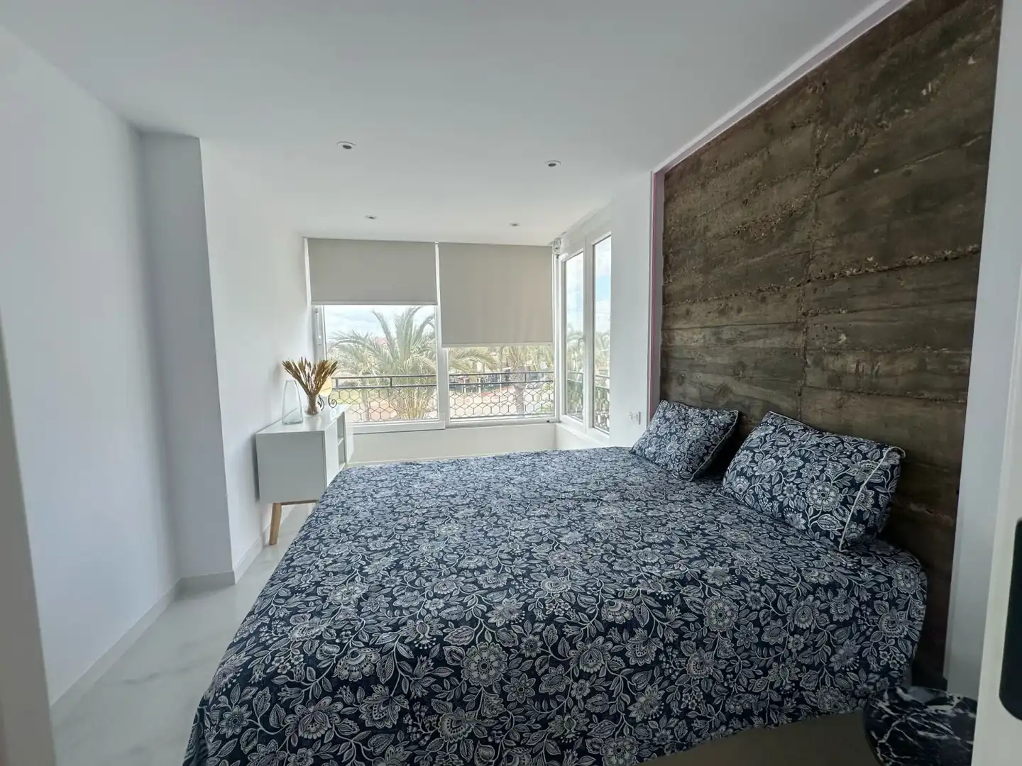 Dormitori de Apartament de lloguer en Mazarrón amb Aire condicionat, Calefacció i Traster