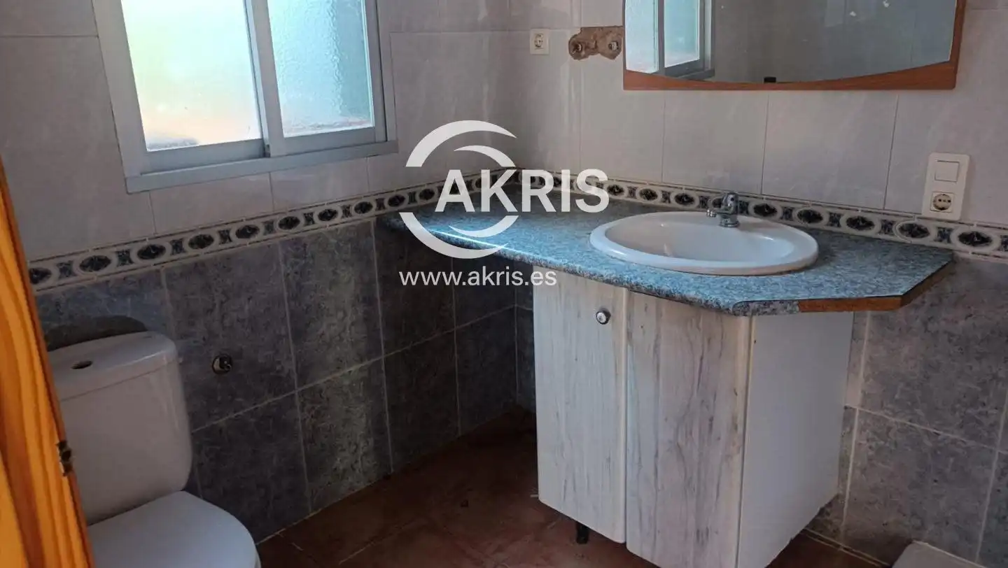 Houses for sale in Calle Colón, La Puebla de Almoradiel