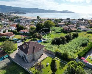 Vista exterior de Casa o xalet en venda en Nigrán amb Piscina i Balcó