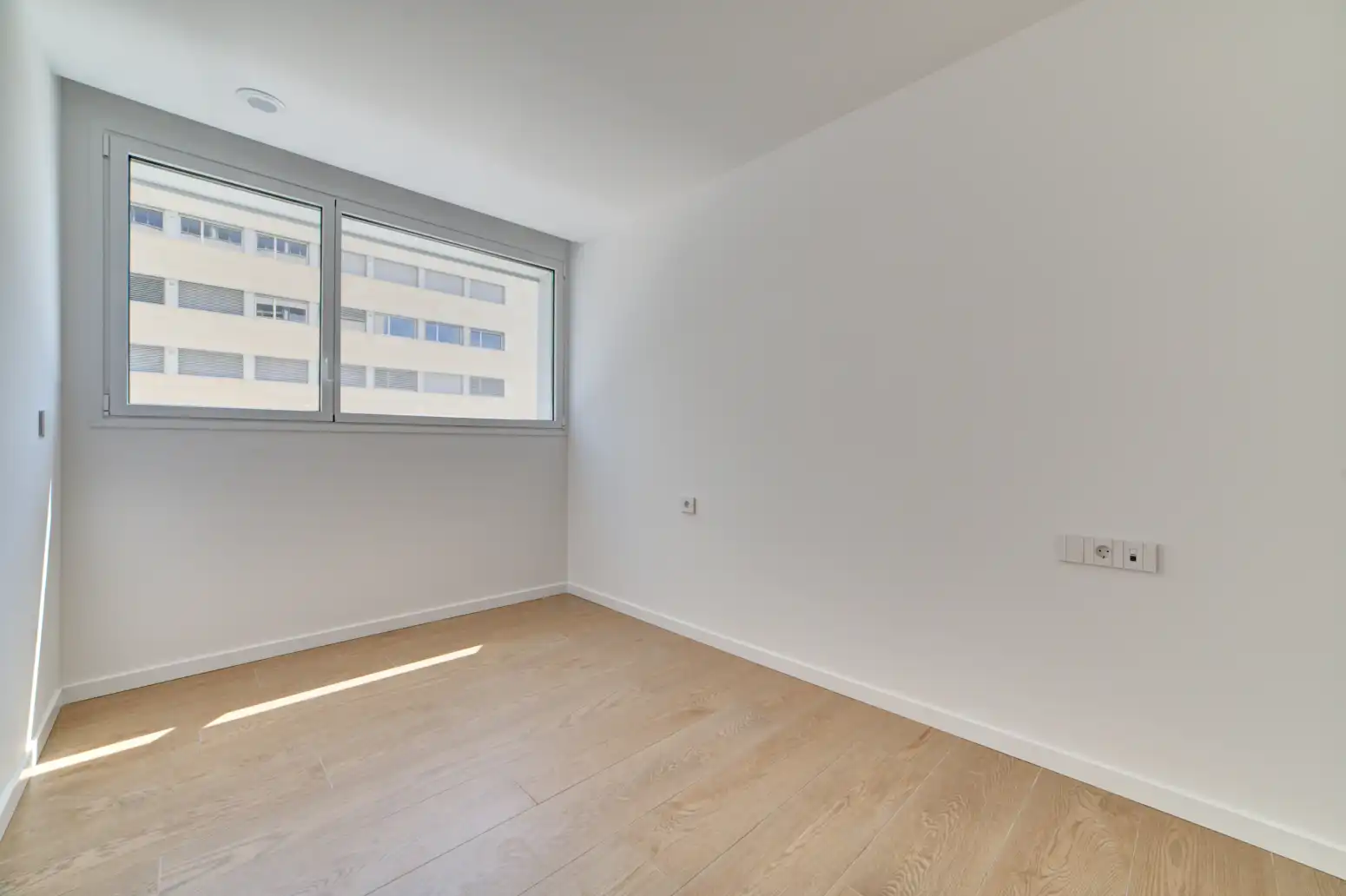 Bedroom of Flat for sale in  Pamplona / Iruña  with Heating, Terrace and Storage room