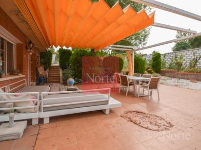 Terrassa de Casa o xalet en venda en Valdeolmos-Alalpardo