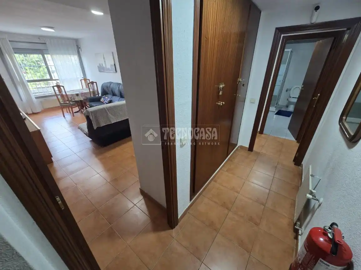 Flat for sale in Madrid  with Air Conditioner, Heating and Furnished