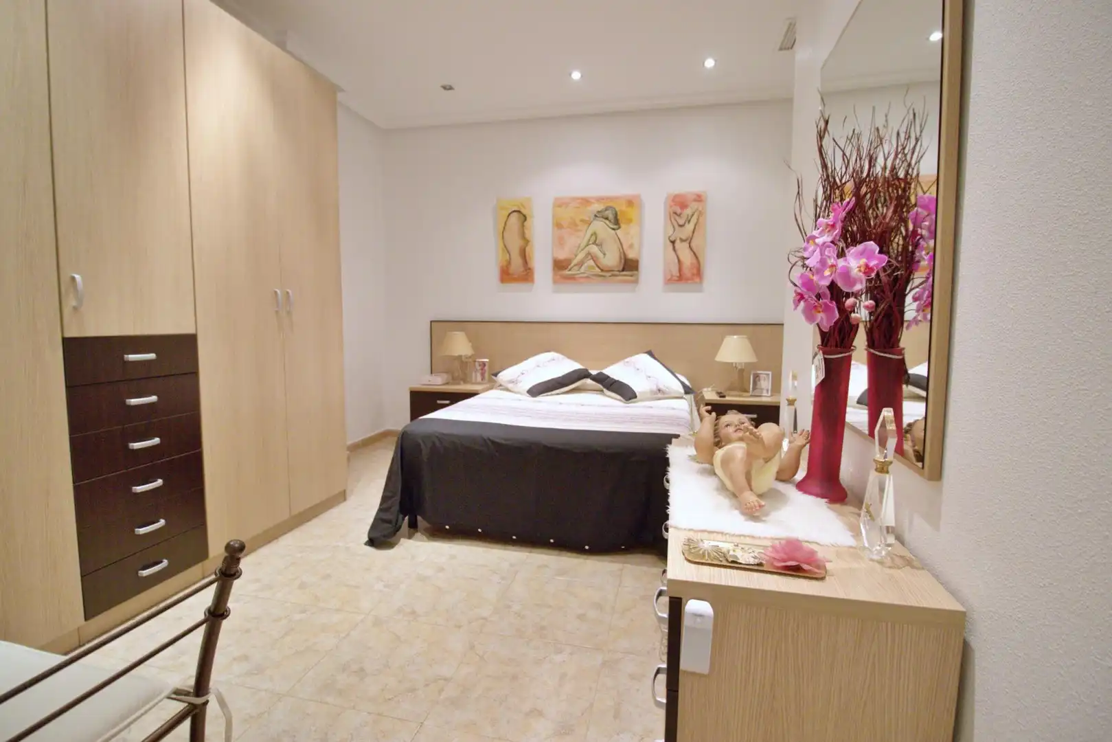 Schlafzimmer von Erdgeschoss zum Verkauf in Elche / Elx mit Klimaanlage, Heizung und Möbliert