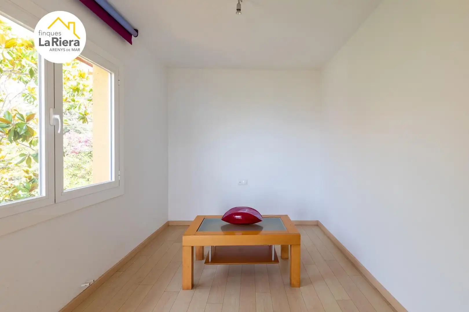Sala de estar de Casa o chalet en venta en Arenys de Mar con Aire acondicionado, Calefacción y Jardín privado
