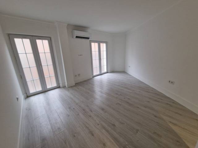 Piso en Alquiler en Calle Delgadillo en Casco Antiguo