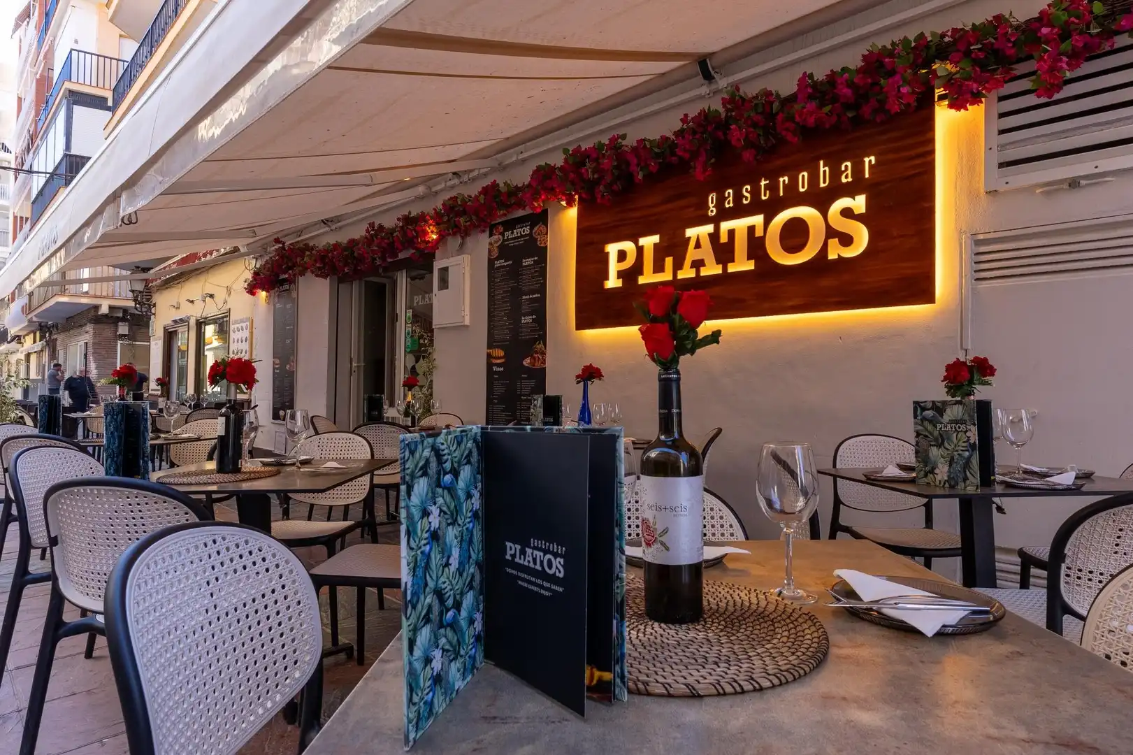 Local en traspaso en Fuengirola con Terraza