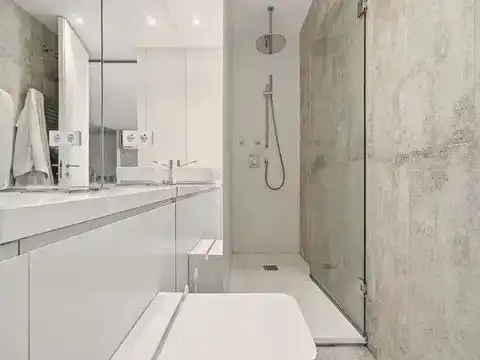 Bany de Àtic en venda en  Madrid Capital amb Aire condicionat