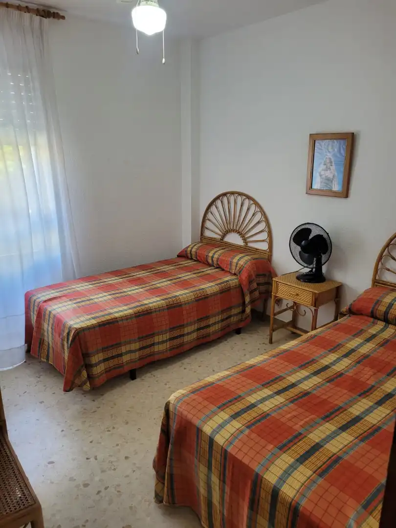 Apartament en venda a Calle Decano Higueras del Castillo, 37, La Carihuela - Los Nidos